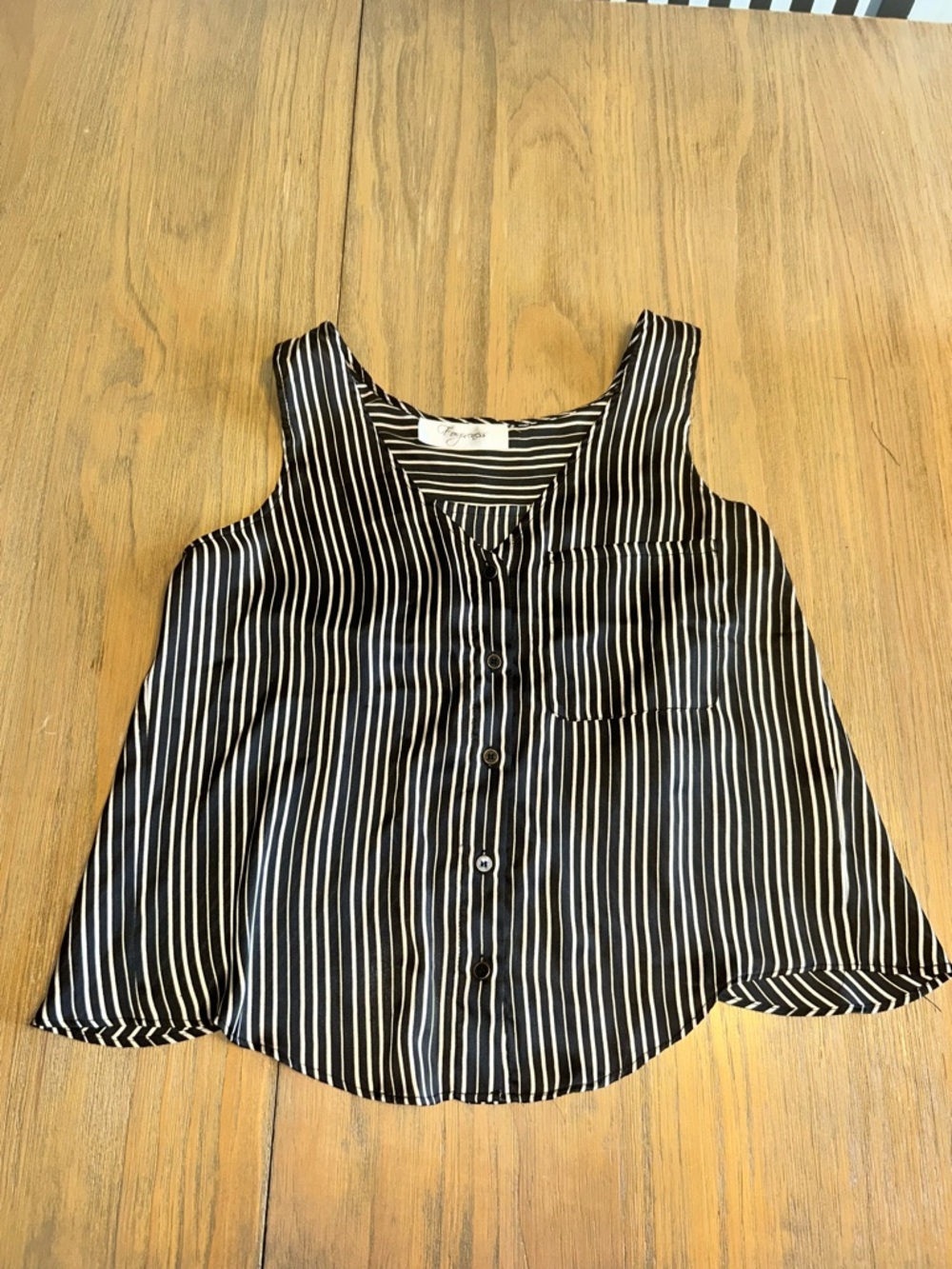 Sleeveless Black and White Striped Button-Front Tank